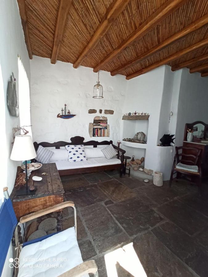 Traditional Stone House With Breathtaking View Serifos Town Екстер'єр фото