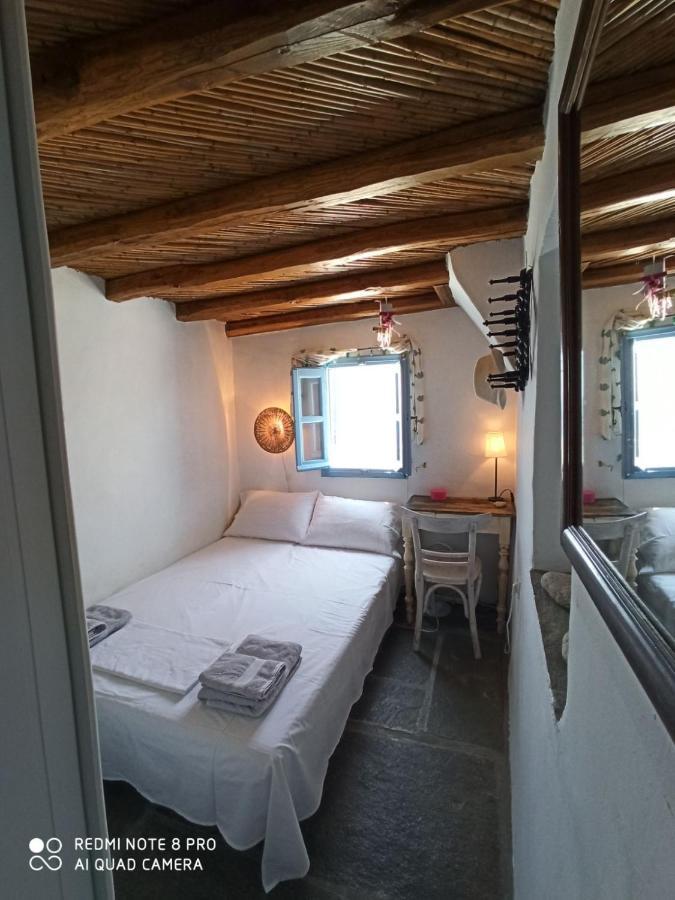 Traditional Stone House With Breathtaking View Serifos Town Екстер'єр фото