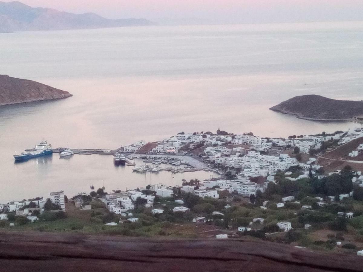 Traditional Stone House With Breathtaking View Serifos Town Екстер'єр фото